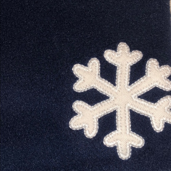 Gymboree Navy fleece pants with snowflake - Picture 4 of 4